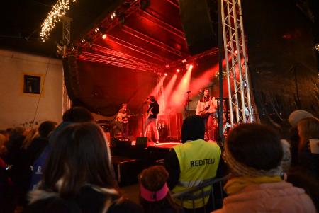 Včeraj je prvi koncert Pravljičnega Kamnik privabil število obiskovalcev (93)